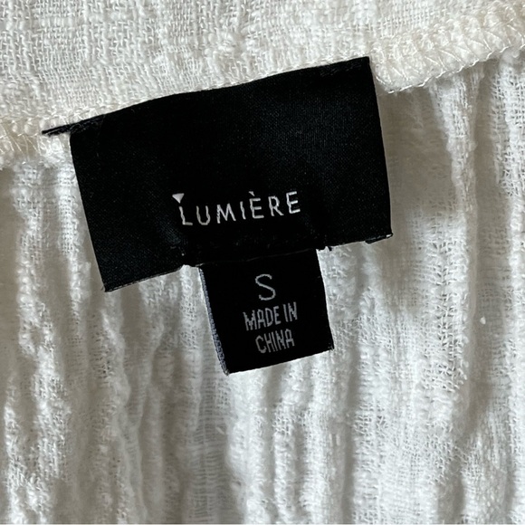 Lumiere Women's Cream Square Neck Ruffled Wide Strap Tank Top Size S - Picture 10 of 10